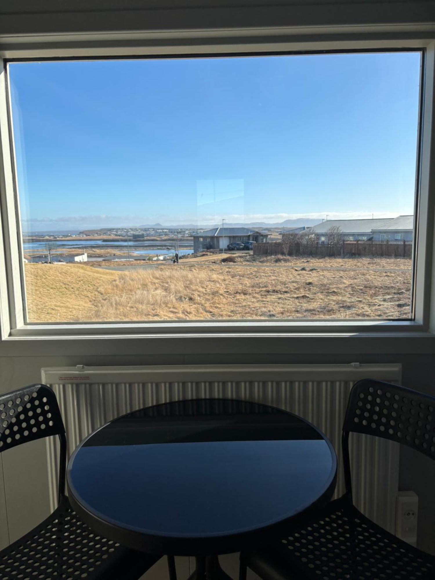 Ace Guesthouse Keflavík Exteriör bild
